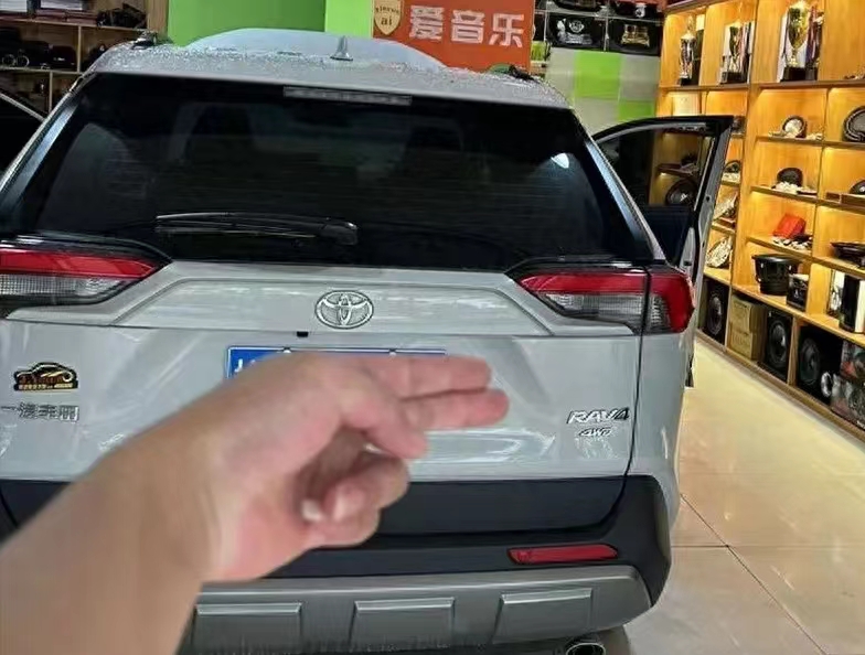 丰田荣放RAV-4.jpg