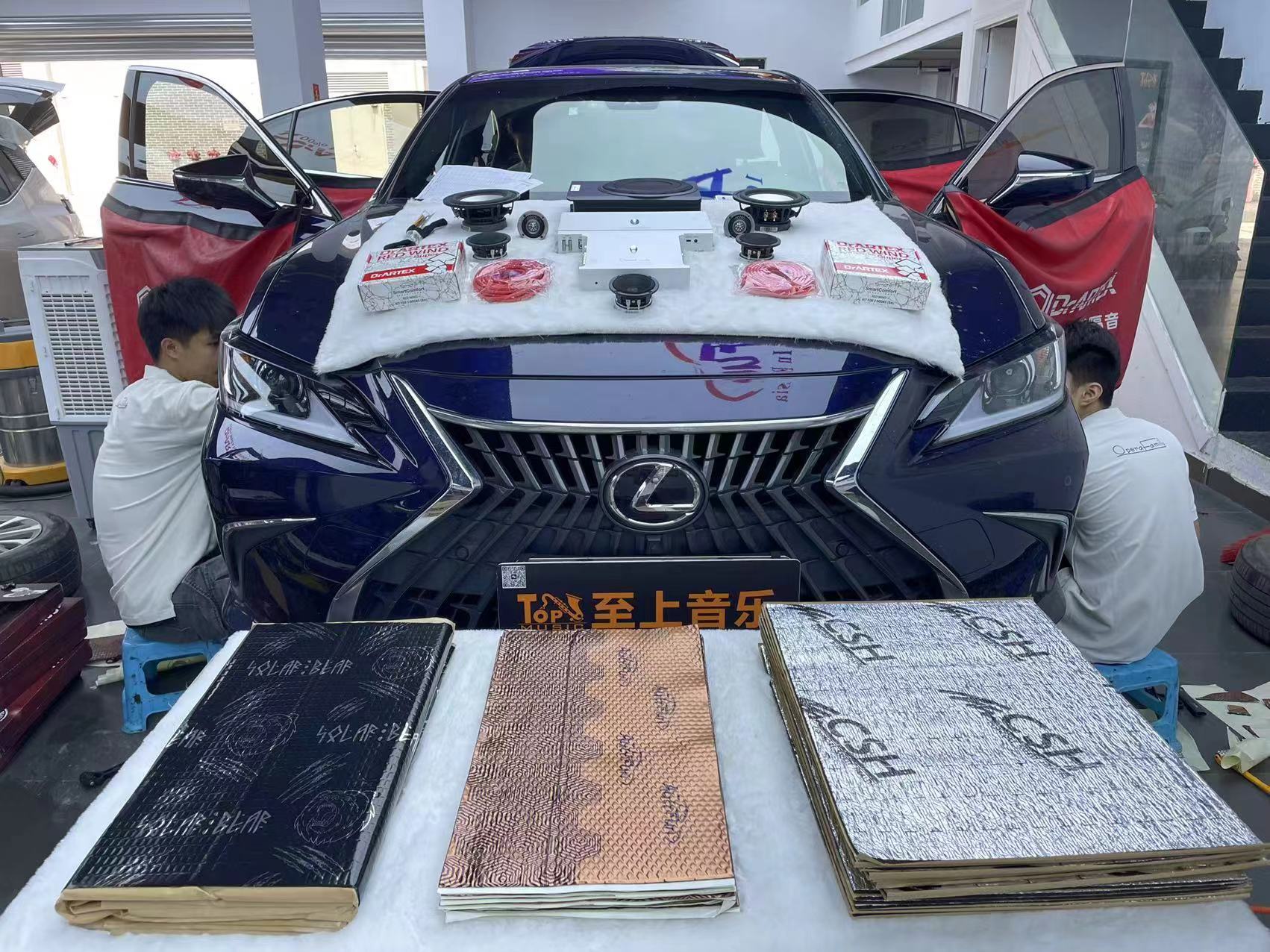 雷克萨斯ES300h.jpg