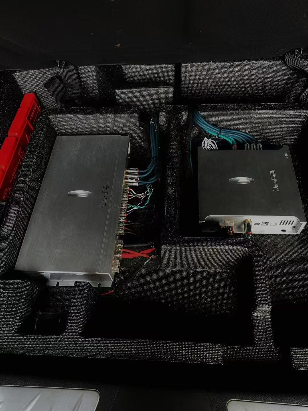处理器：DSP-ix10+功放：歌剧世家IA56六路纯后级功放.jpg